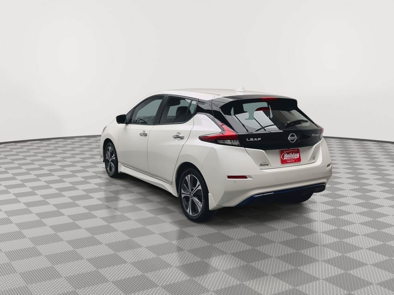 Used 2022 Nissan Leaf SV Plus FWD image 35
