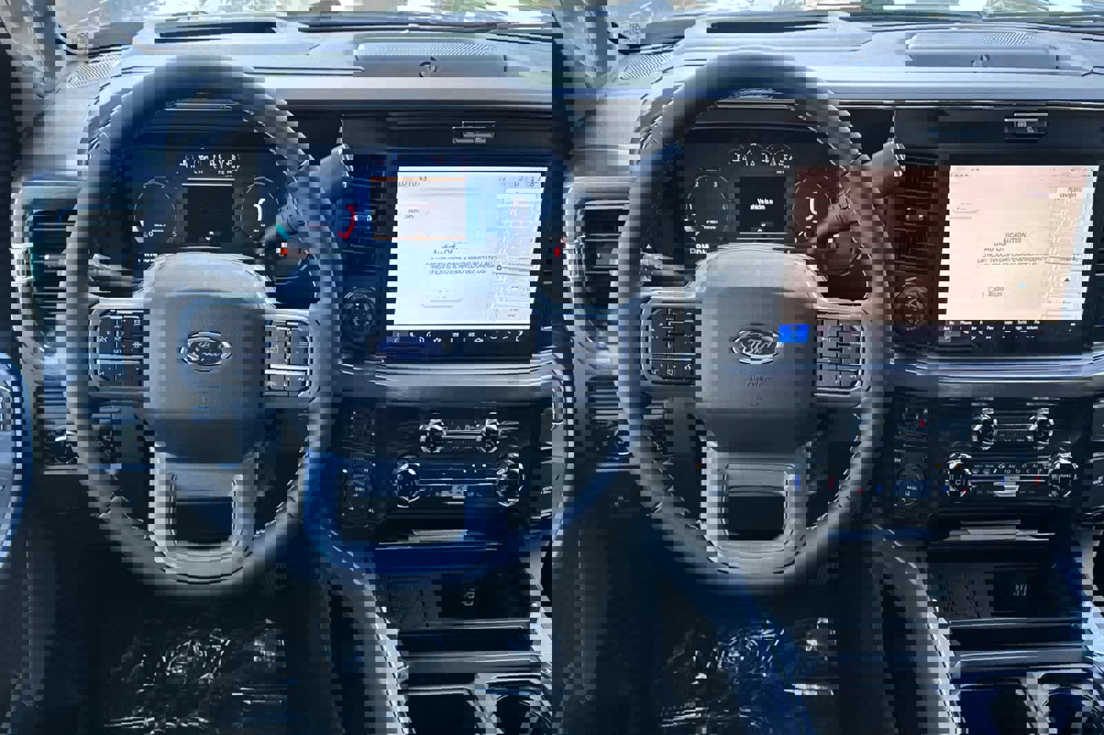 New 2025 Ford F250 Lariat w/ Lariat Ultimate Package image 15