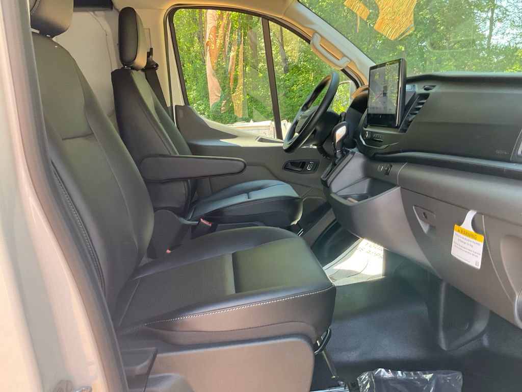 New 2026 Ford Transit 250 Low Roof RWD image 12