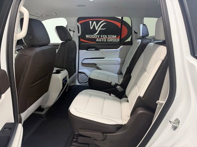 New 2026 GMC Acadia Denali w/ Super Cruise Package FWD image 13