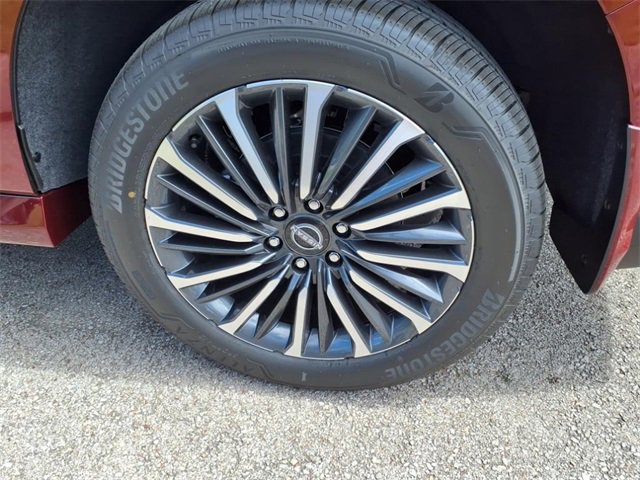 New 2025 Nissan Armada Platinum Reserve image 4