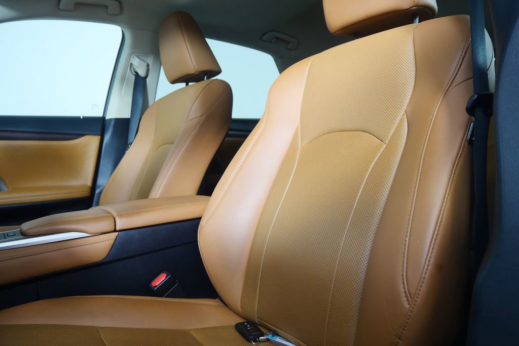 Used 2021 Lexus RX 350 AWD w/ Premium Package image 10