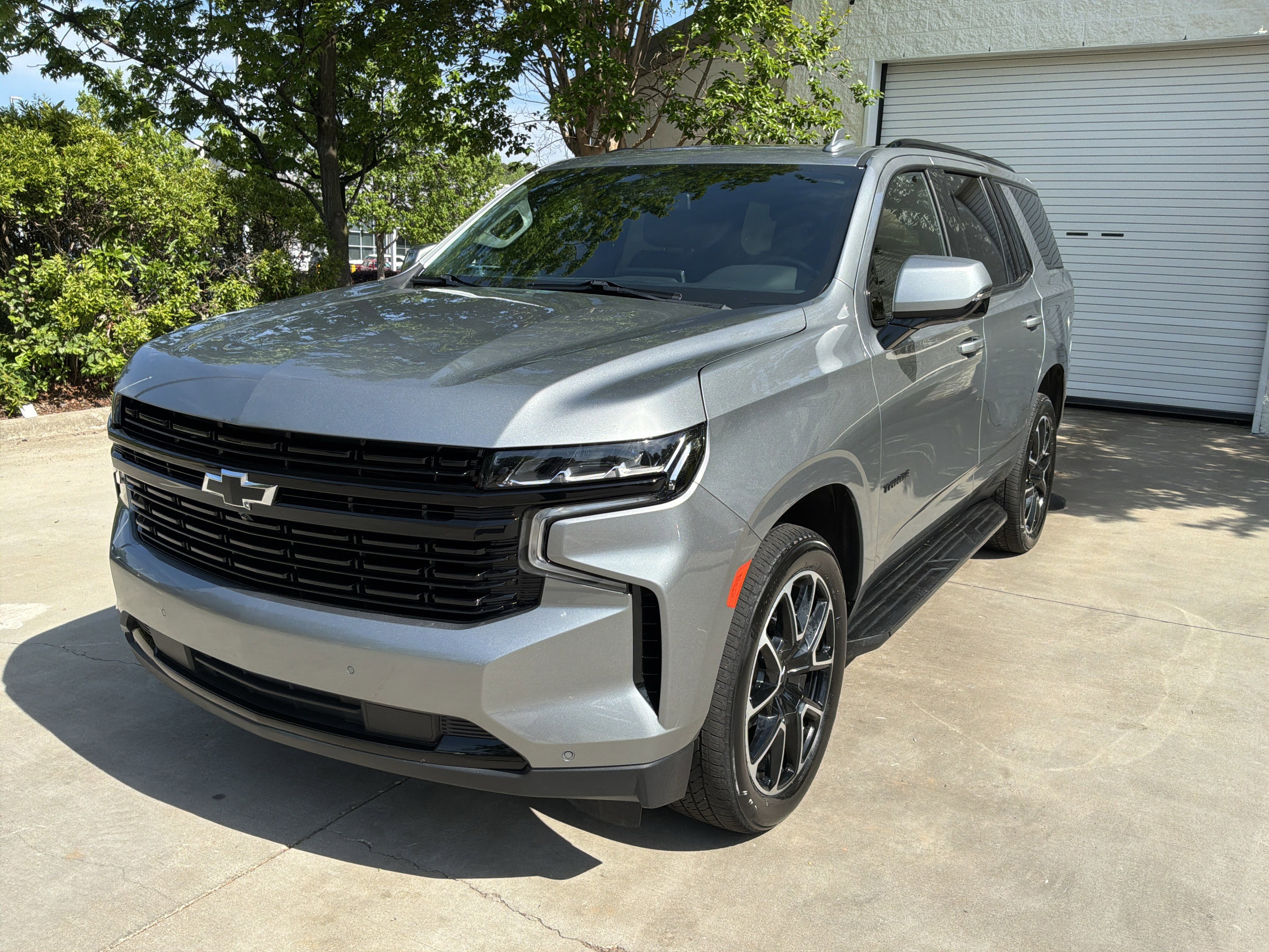 Used 2023 Chevrolet Tahoe RST w/ Luxury Package image 5