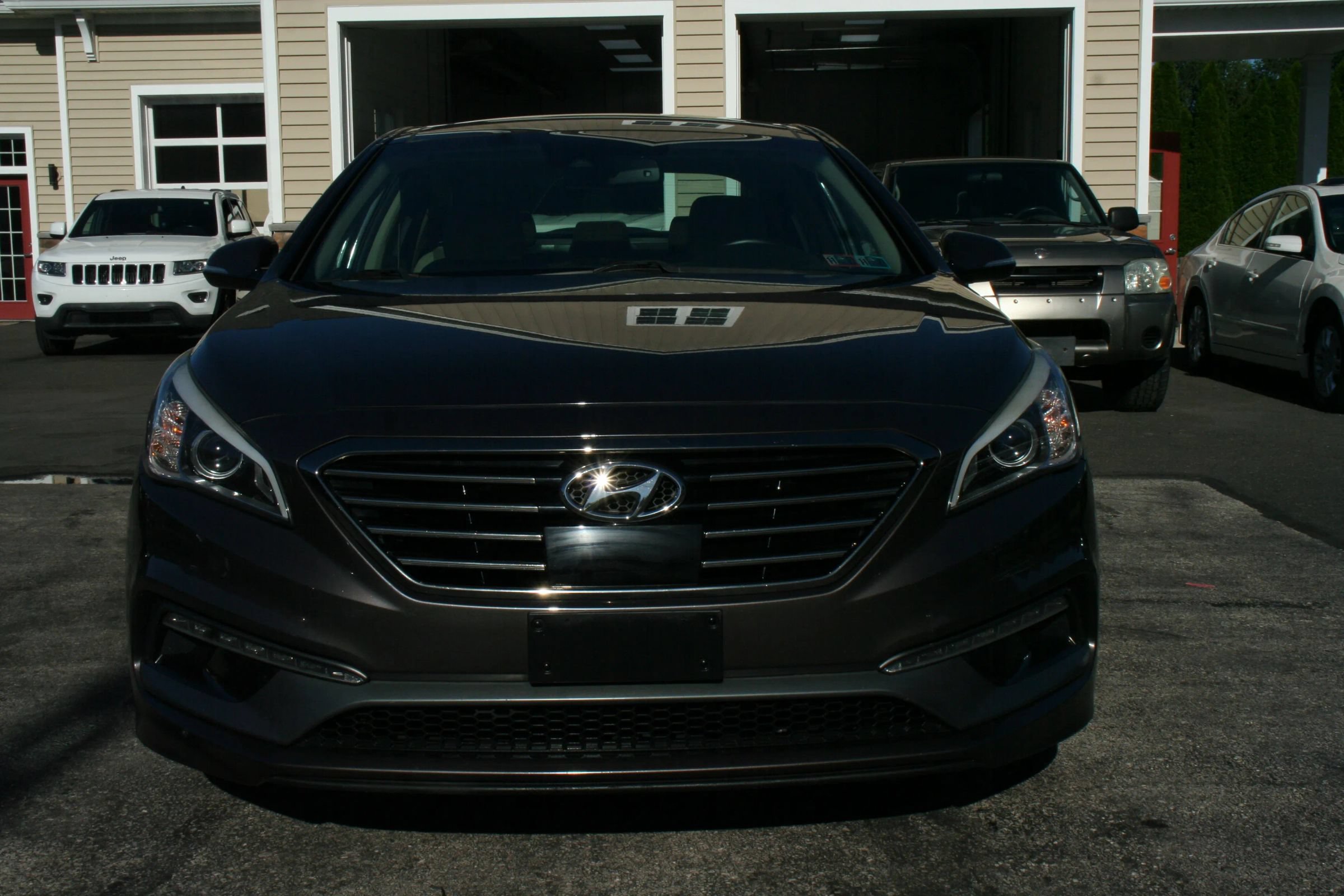 Used 2016 Hyundai Sonata Limited w/ Option Group 05 FWD image 23