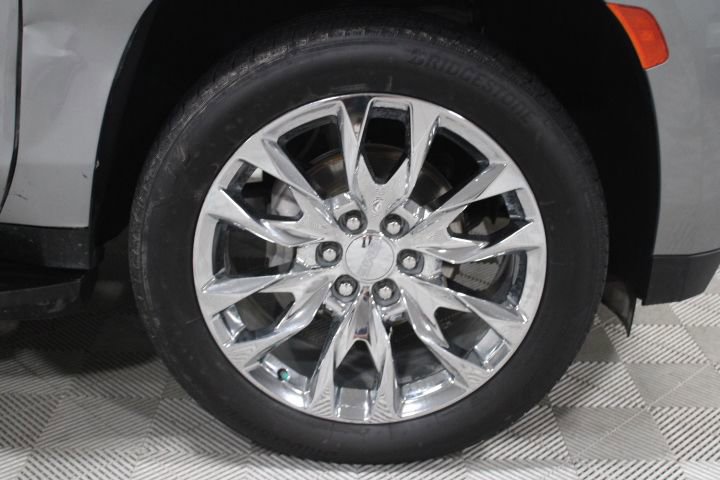 Used 2024 GMC Yukon XL Denali AWD/4WD image 46