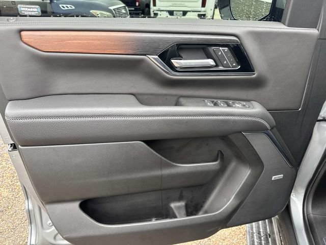 Used 2026 GMC Yukon XL Denali w/ Sun & Power Step Package RWD image 25