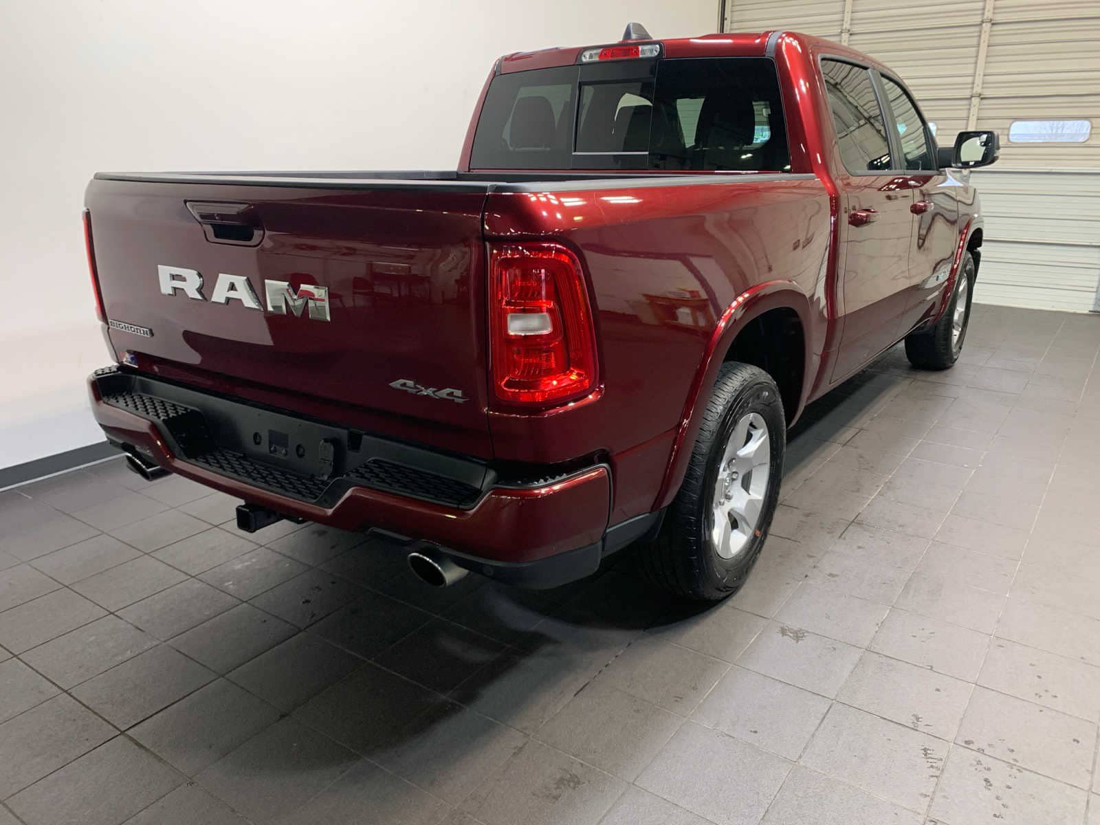 Used 2025 RAM 1500 Big Horn AWD/4WD image 3