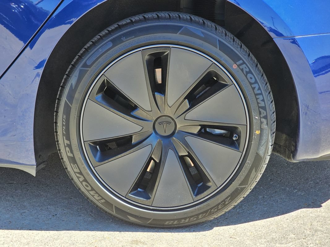 Used 2025 Tesla Model 3 Long Range RWD image 30
