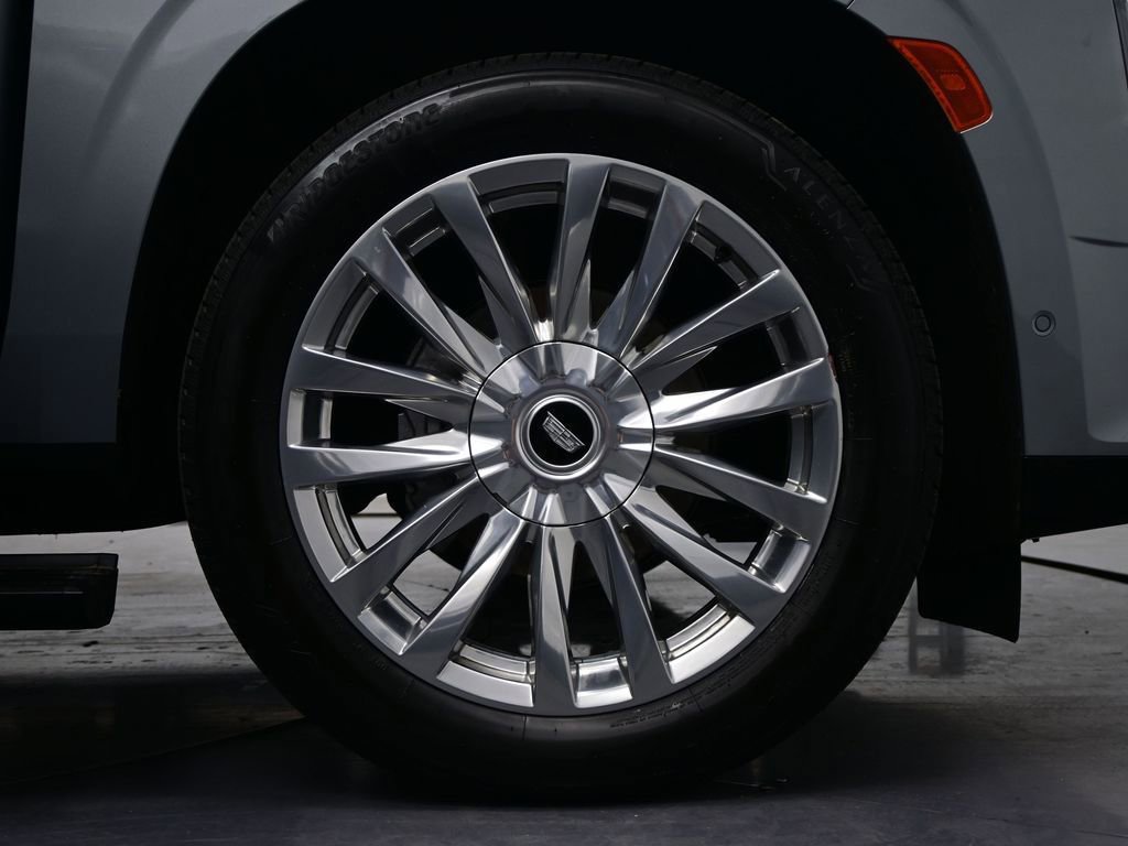 Used 2024 Cadillac Escalade Premium Luxury w/ Performance Package image 47