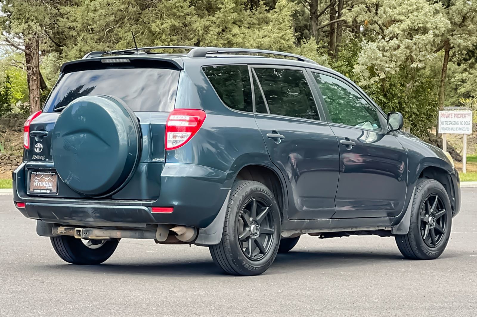 Used 2011 Toyota RAV4 4WD w/ Base L4 Extra Value Pkg image 4