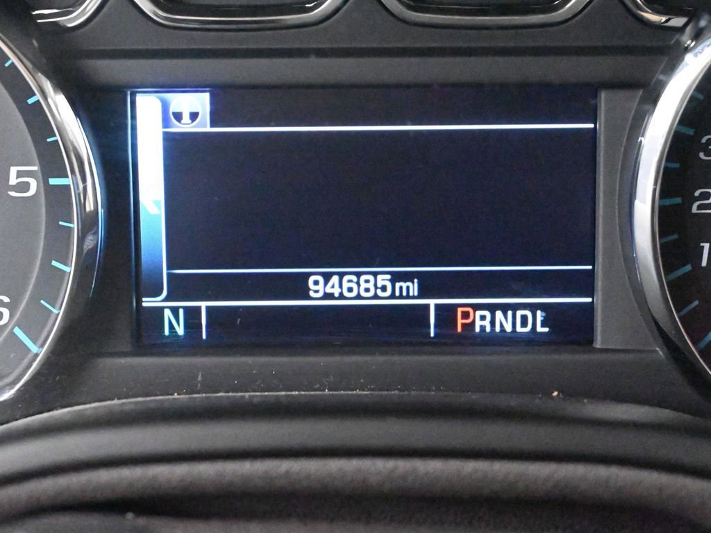 Used 2017 GMC Yukon SLT image 40