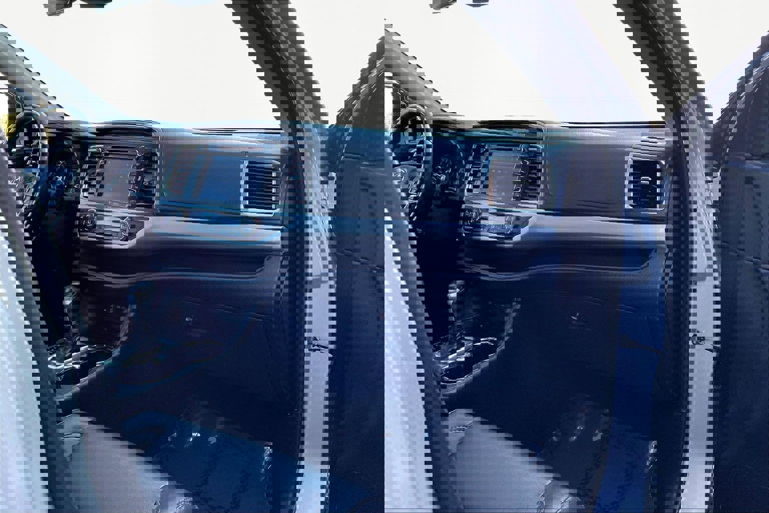 Used 2019 Toyota Highlander XLE image 27