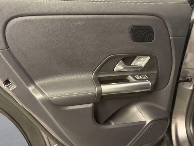 Certified 2024 Mercedes-Benz GLA 250 4MATIC image 11