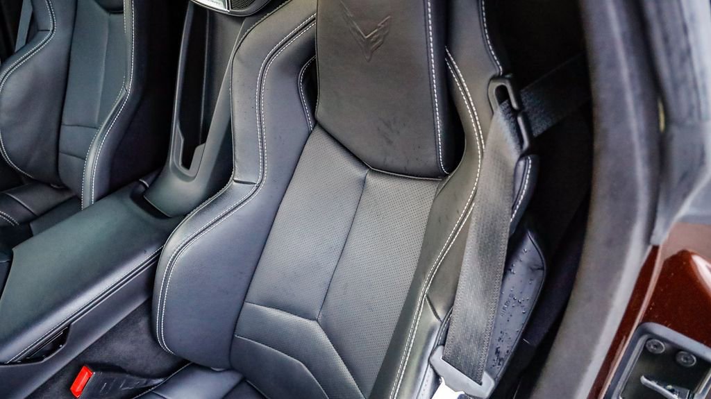 Used 2022 Chevrolet Corvette Stingray Coupe w/ 1LT image 26