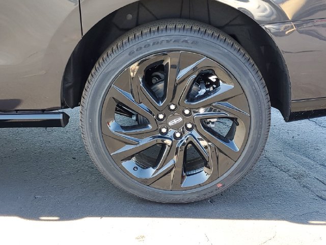 New 2027 Lincoln Navigator L Reserve w/ Jet Appearance Package AWD/4WD image 8