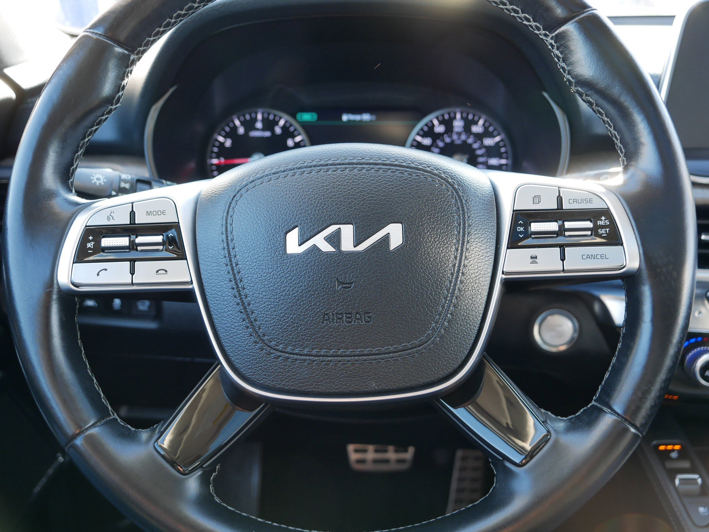 Certified 2022 Kia Telluride SX w/ SX Prestige Package image 25