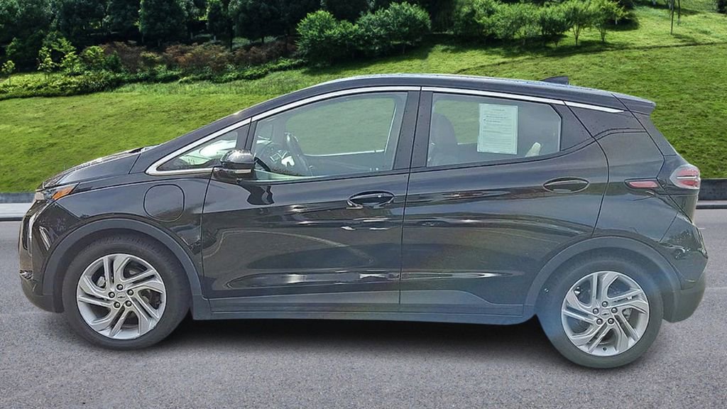 Used 2023 Chevrolet Bolt LT w/ Driver Confidence Package image 5