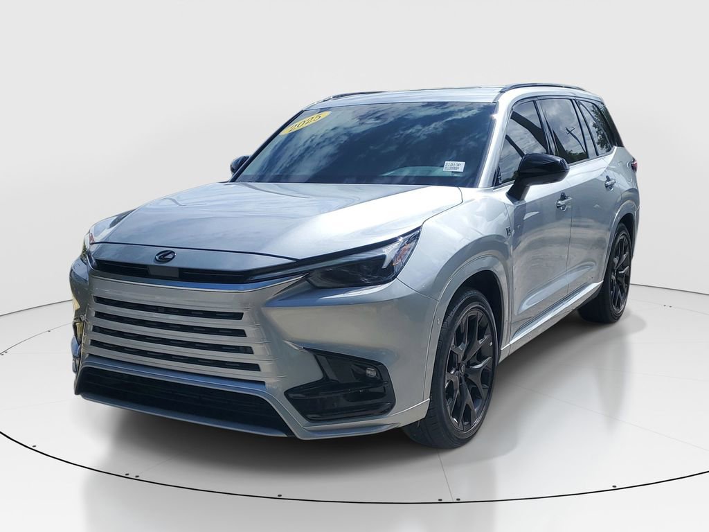 Used 2025 Lexus TX 500h AWD w/ Technology Package image 3