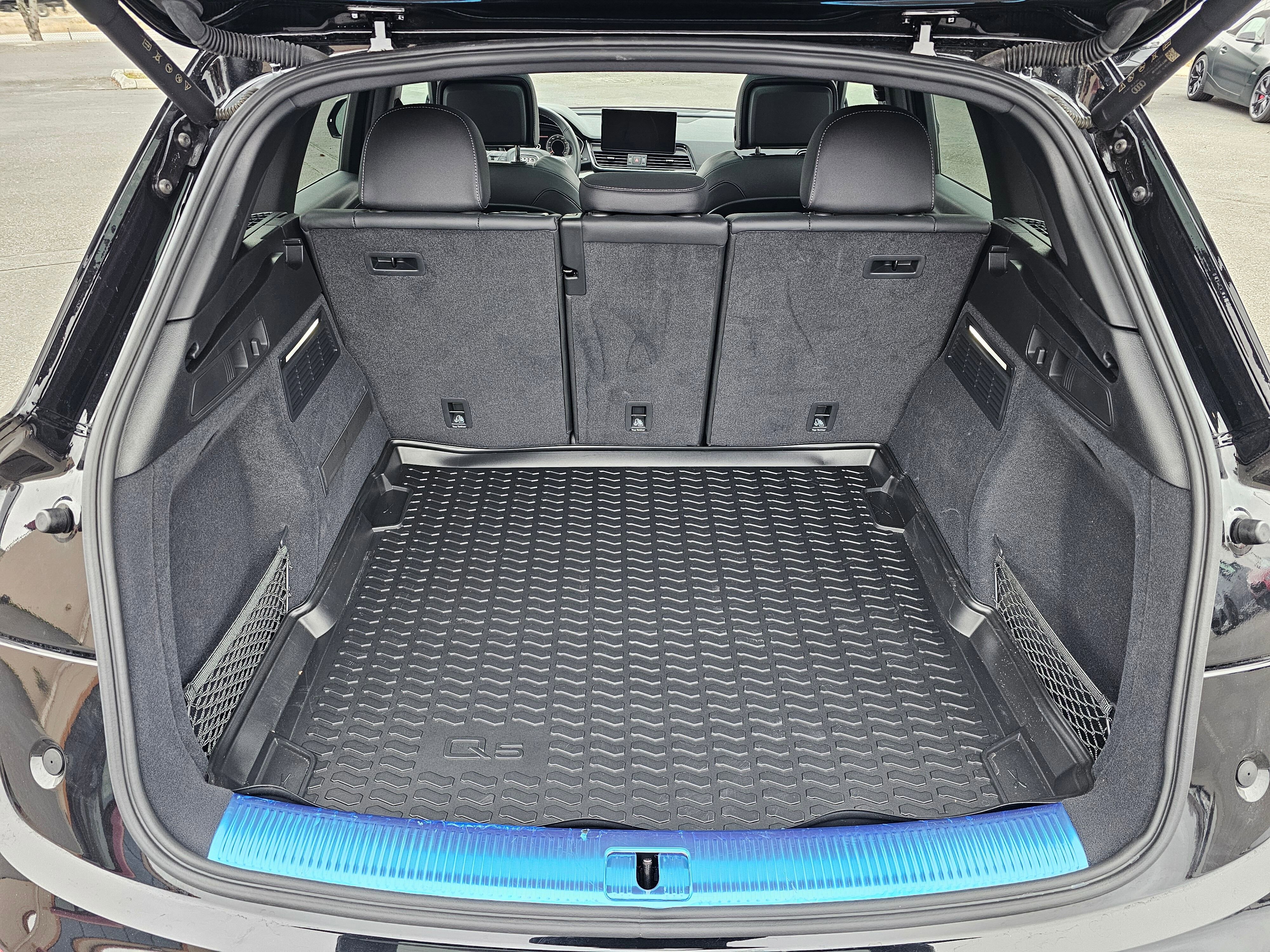 Certified 2025 Audi SQ5 Premium Plus w/ Premium Plus Package image 30