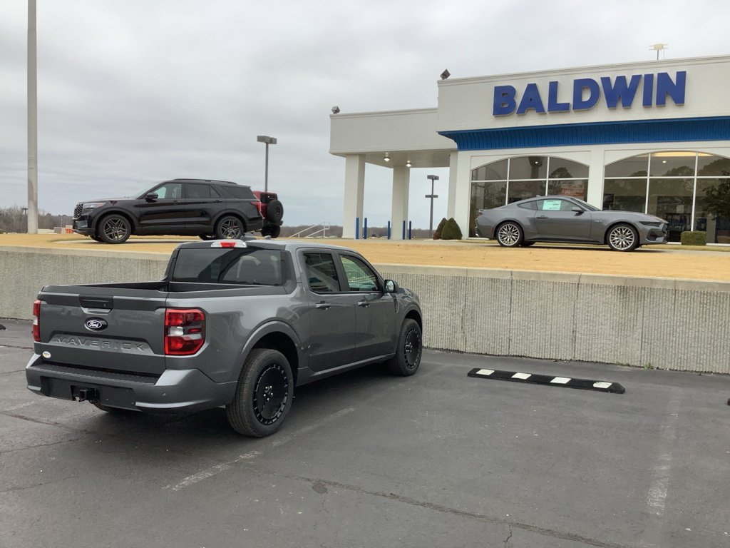 New 2026 Ford Maverick Lobo AWD/4WD image 7