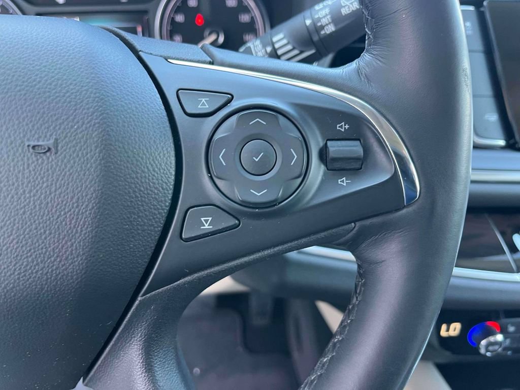 Certified 2018 Buick Enclave Premium w/ Experience Buick Package FWD image 33