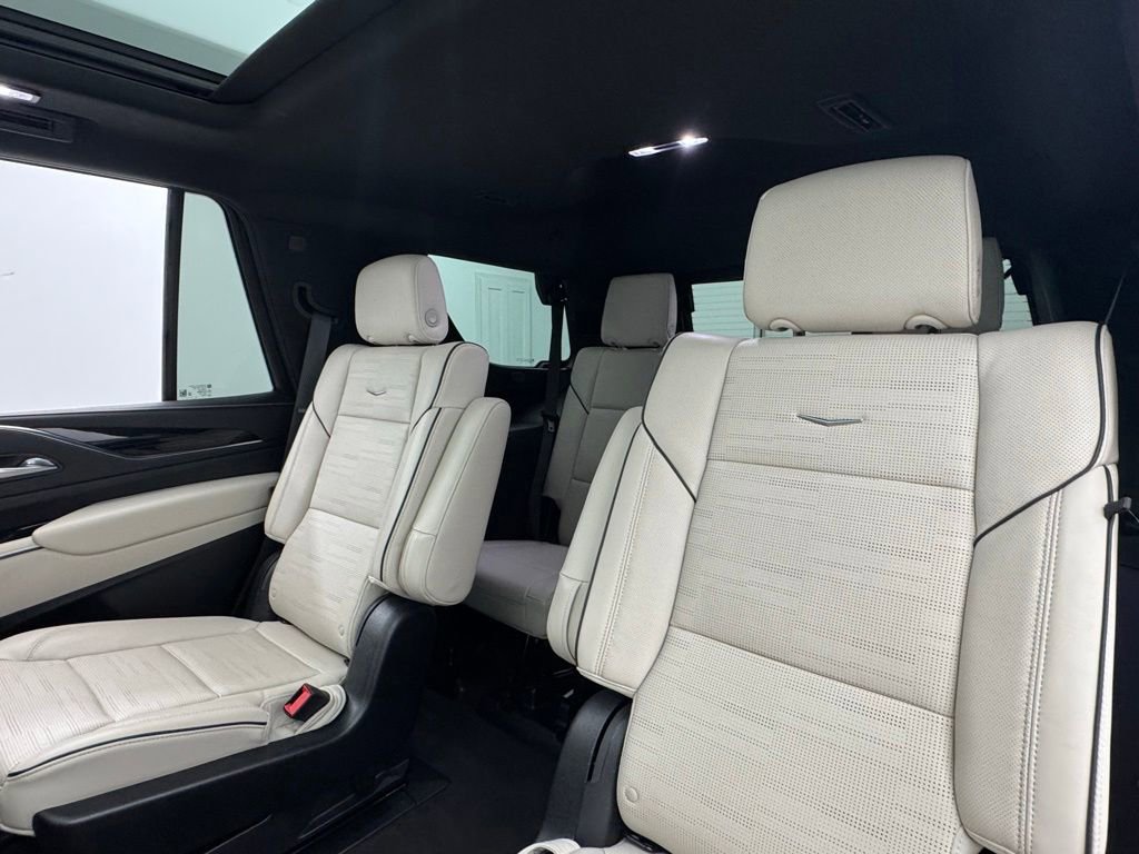Used 2023 Cadillac Escalade Sport w/ LPO, ONYX Package AWD/4WD image 49