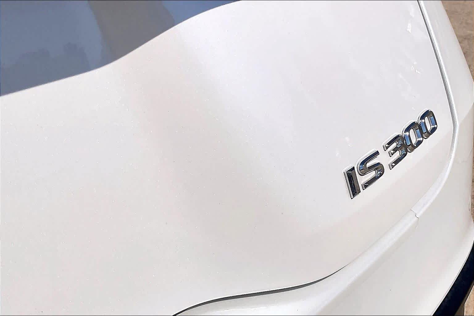 Used 2023 Lexus IS 300 w/ Premium Package RWD image 10