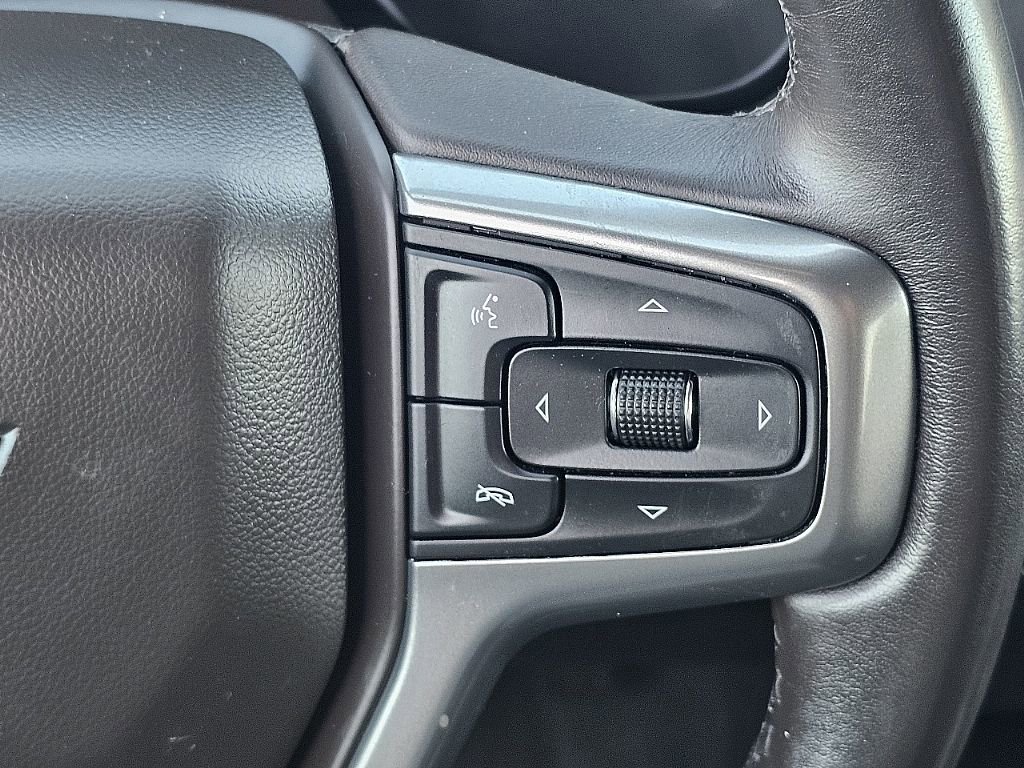 Used 2022 Chevrolet Suburban LS w/ Driver Alert Package AWD/4WD image 31