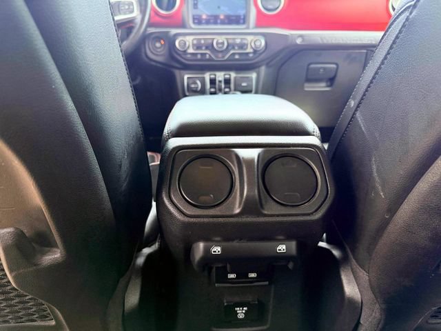 Certified 2022 Jeep Wrangler Unlimited Rubicon w/ Cold Weather Group AWD/4WD image 17