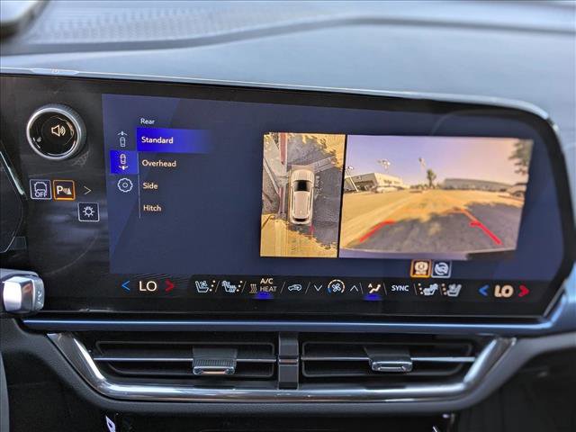 New 2026 Chevrolet Equinox EV LT image 13