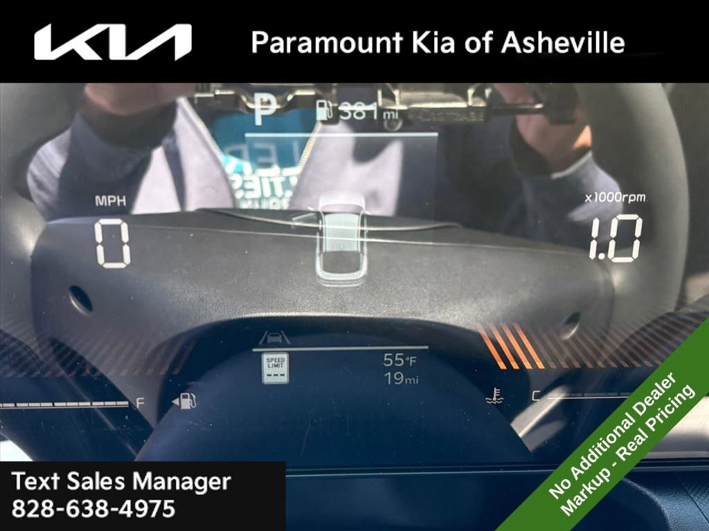 New 2026 Kia K4 FWD image 9