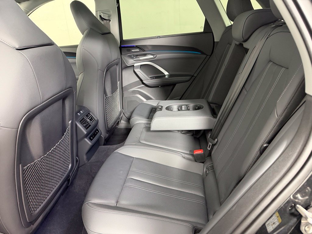 Used 2025 Audi Q5 Prestige AWD/4WD image 18