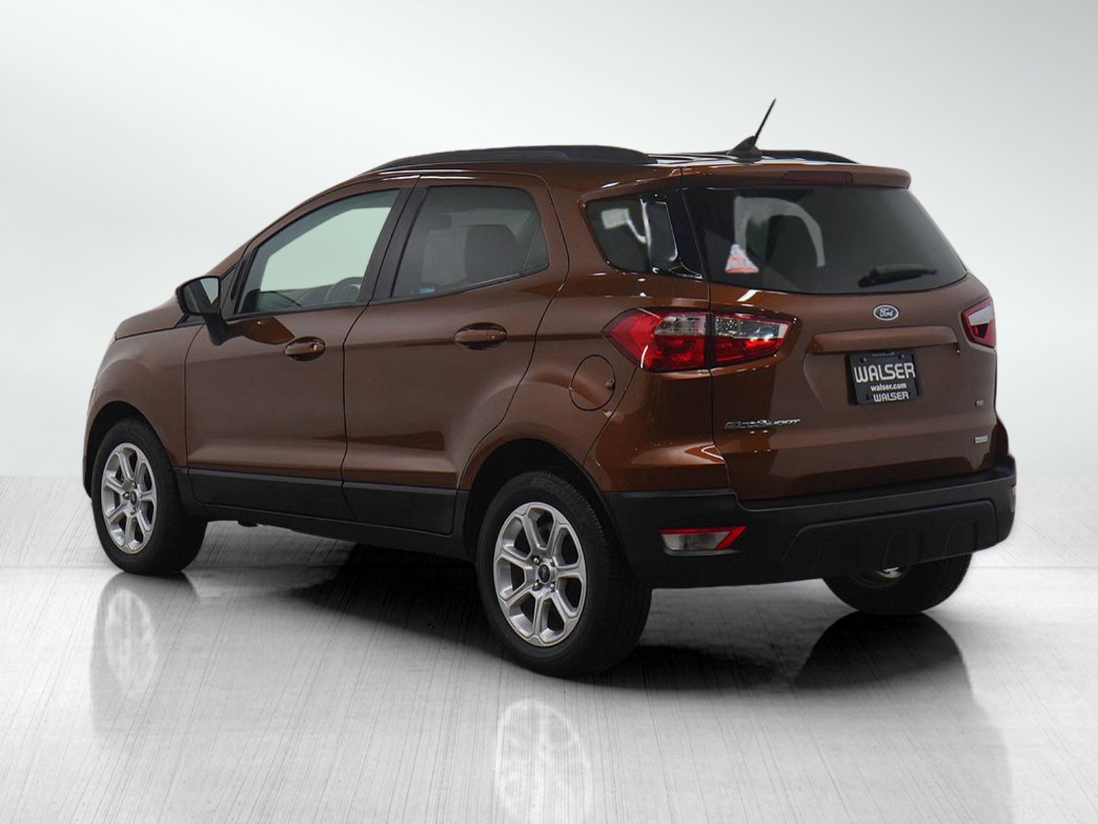 Used 2019 Ford EcoSport SE w/ SE Convenience Package image 3