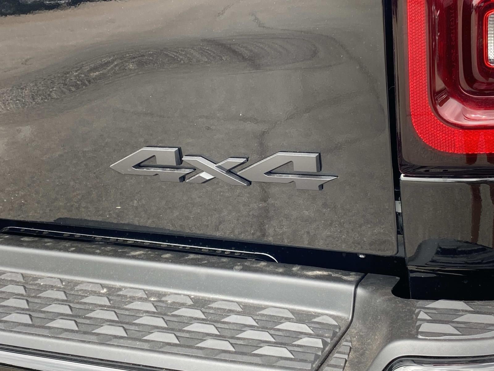 New 2026 RAM 2500 Tradesman AWD/4WD image 4