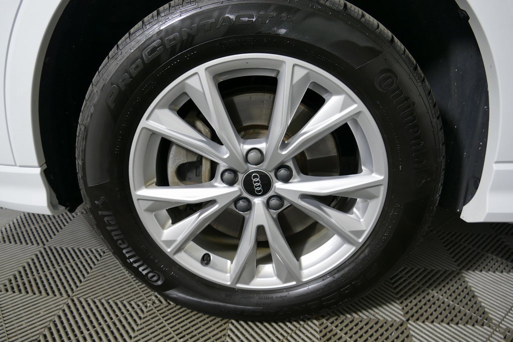 Used 2023 Audi Q3 2.0T Premium Plus w/ Premium Plus Package image 9