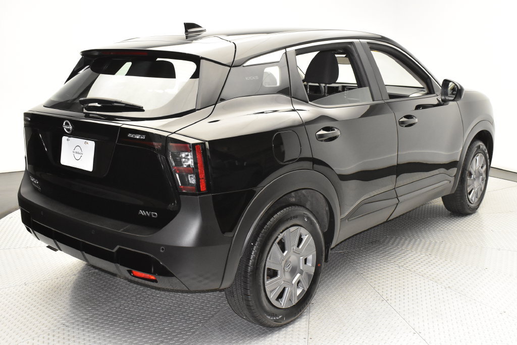 Used 2025 Nissan Kicks S AWD/4WD image 6