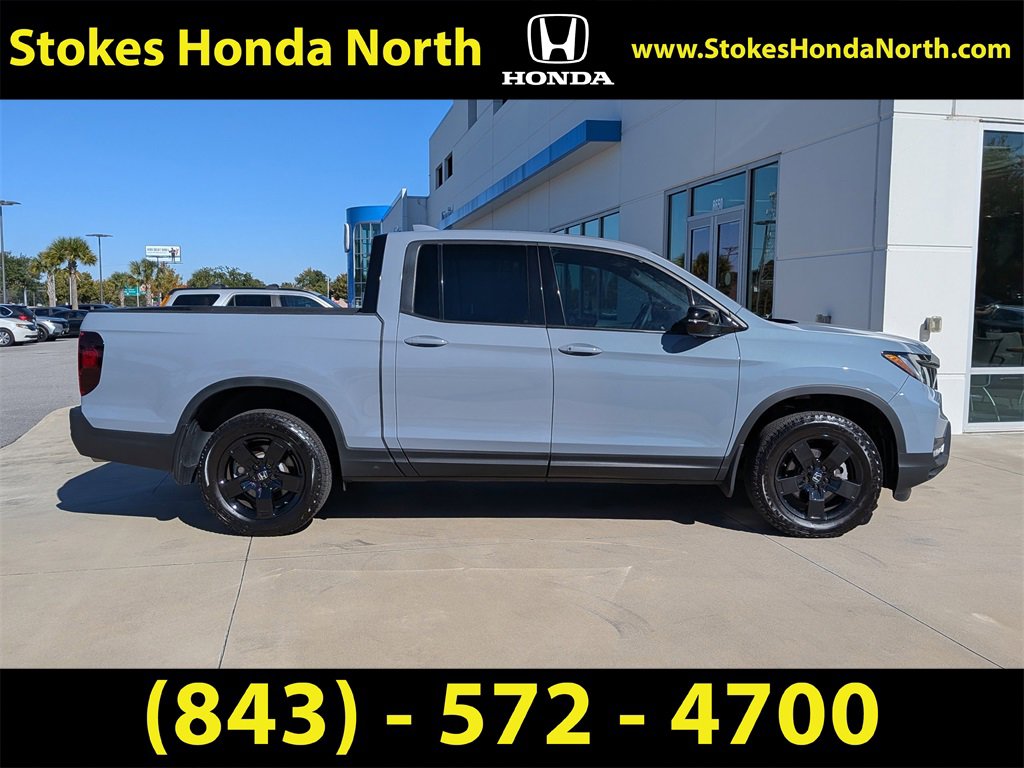 Certified 2024 Honda Ridgeline Black Edition image 3