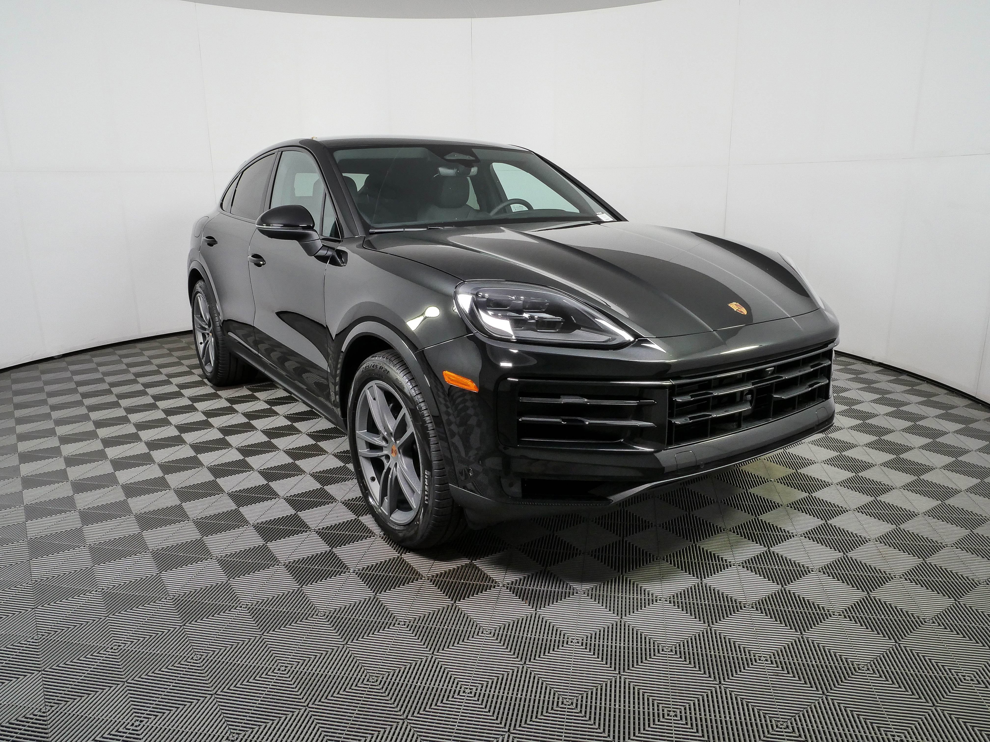 New 2026 Porsche Cayenne Coupe AWD/4WD image 29