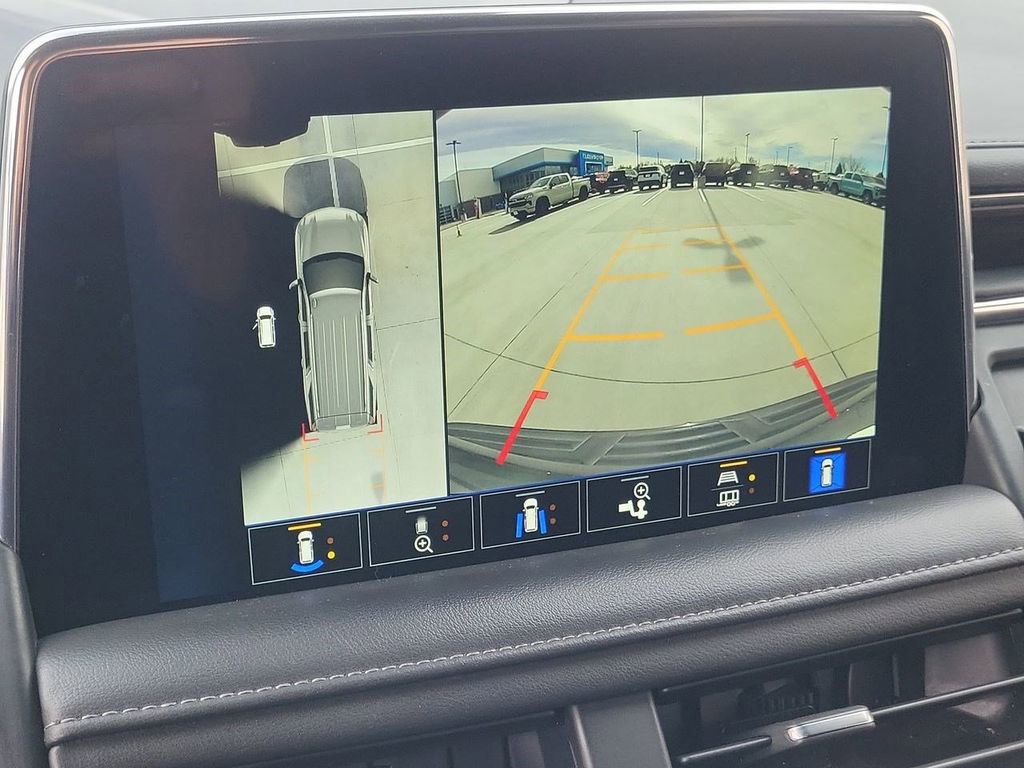 Used 2023 Chevrolet Tahoe Z71 w/ Luxury Package image 21