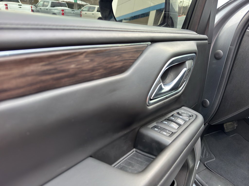 Used 2022 Chevrolet Tahoe Z71 image 13