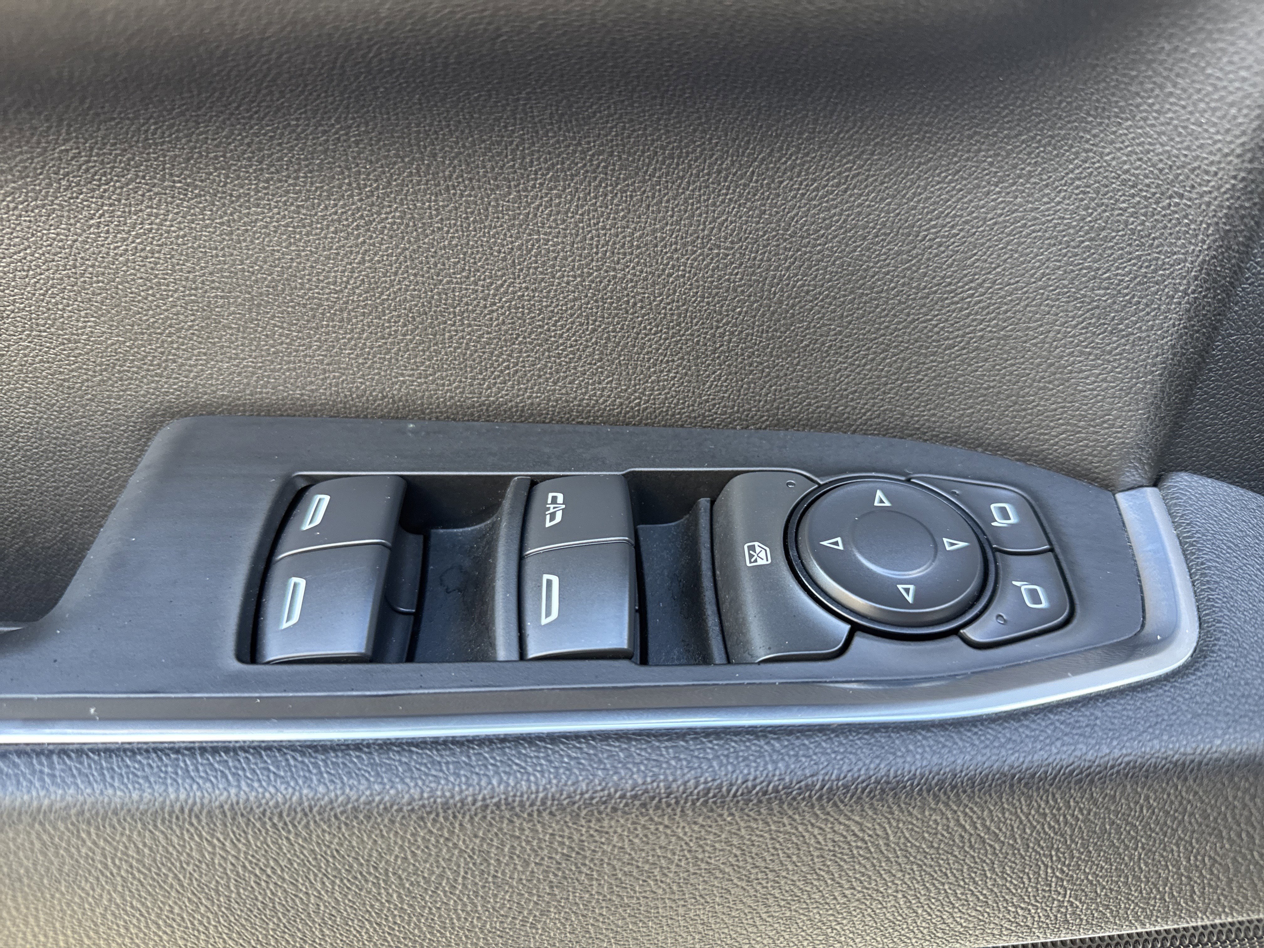 Used 2025 GMC Sierra 1500 Elevation AWD/4WD image 15