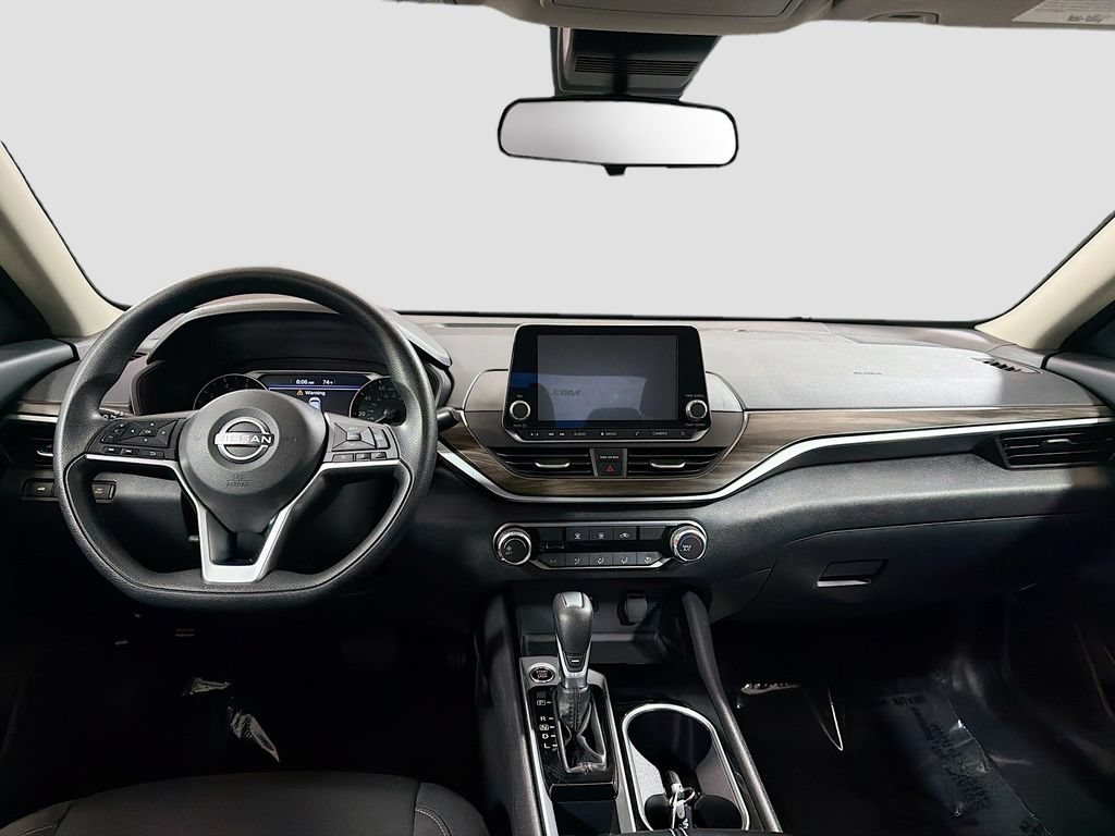 Used 2024 Nissan Altima 2.5 SV FWD image 21