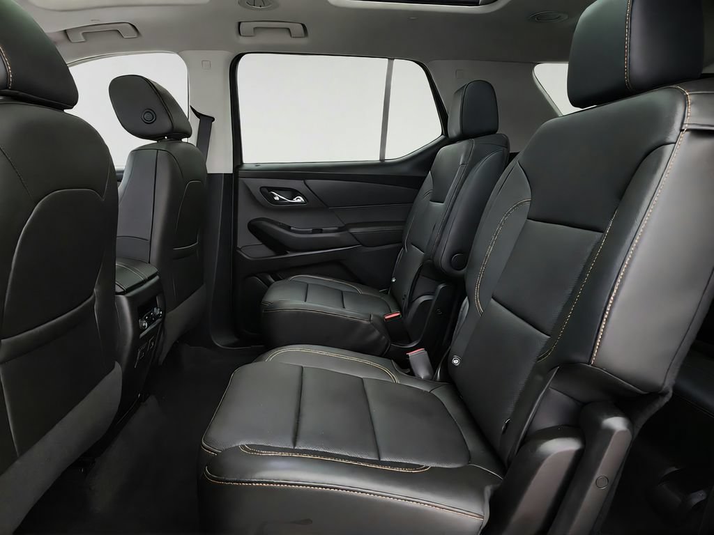 Used 2020 Chevrolet Traverse Premier w/ Redline Edition AWD/4WD image 29