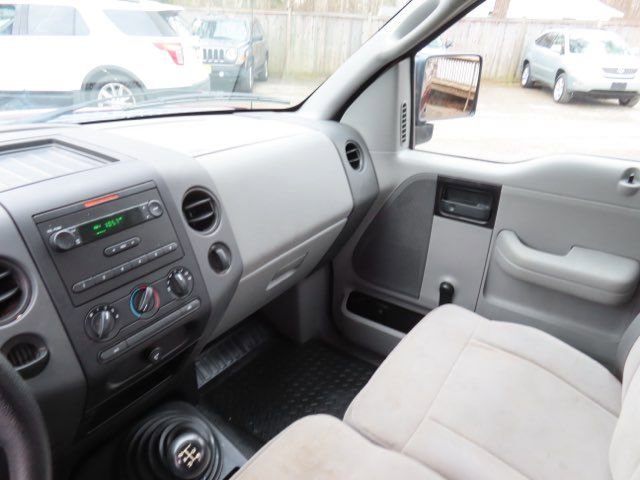 Used 2005 Ford F150 XL RWD image 17