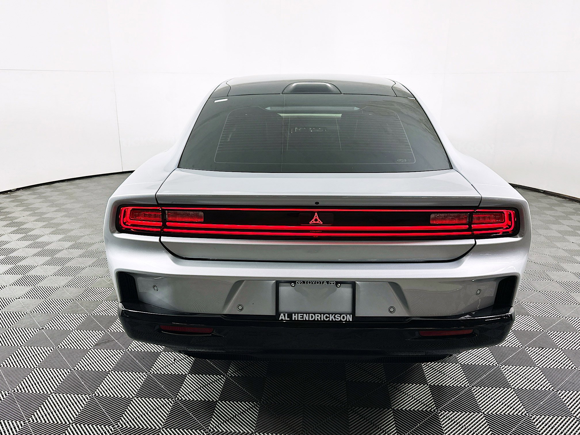 Used 2024 Dodge Charger R/T w/ Plus Group image 4