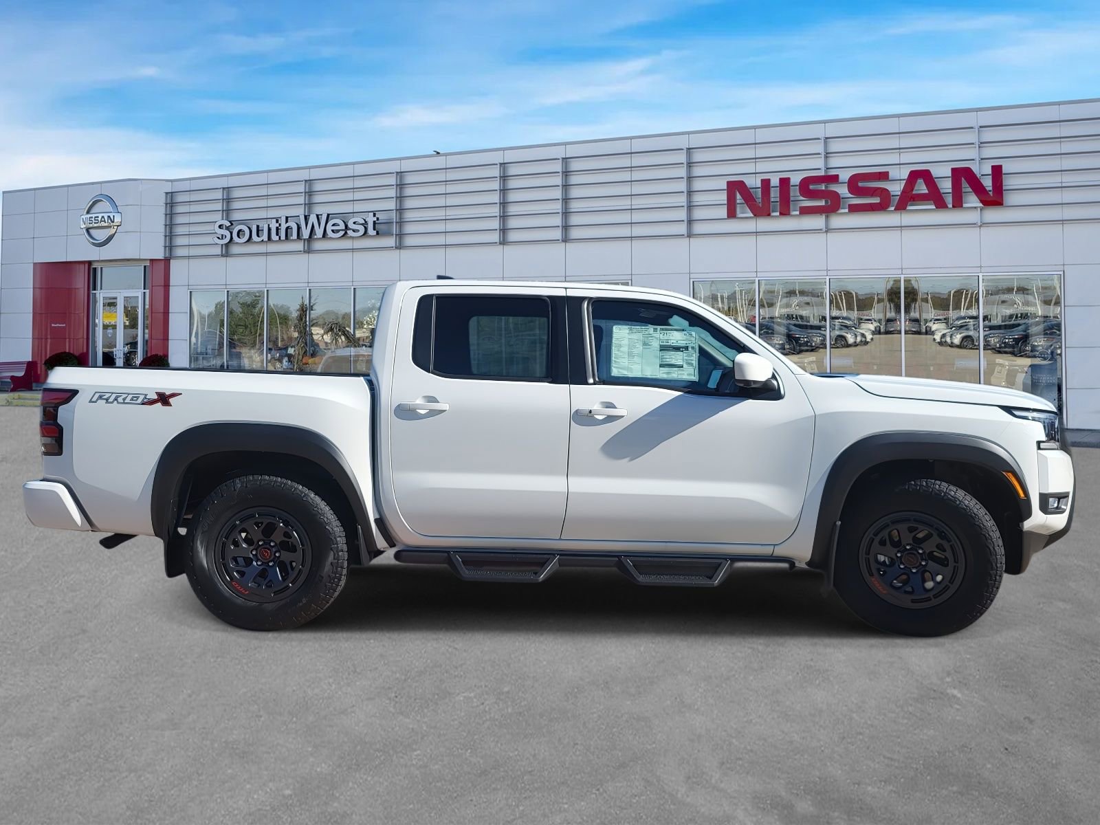 New 2026 Nissan Frontier Pro-X w/ Pro-X Convenience Package image 5