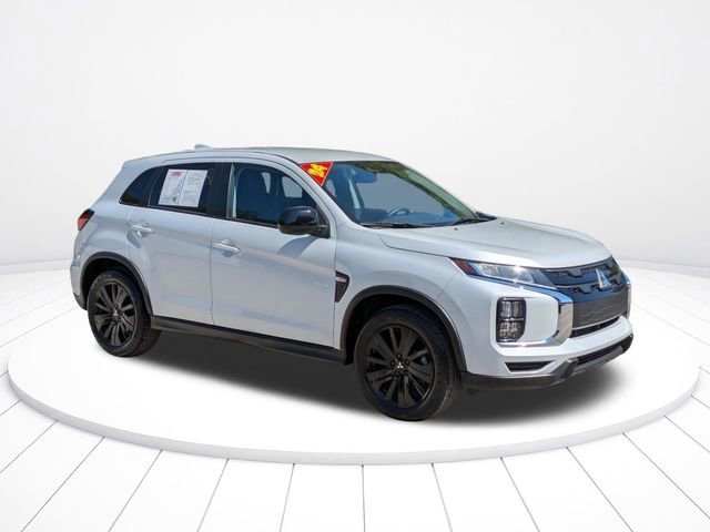 Used 2024 Mitsubishi Outlander Sport LE AWD/4WD image 2