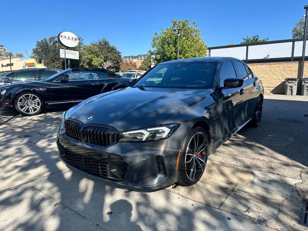 Used 2023 BMW 330e w/ M Sport Package image 5