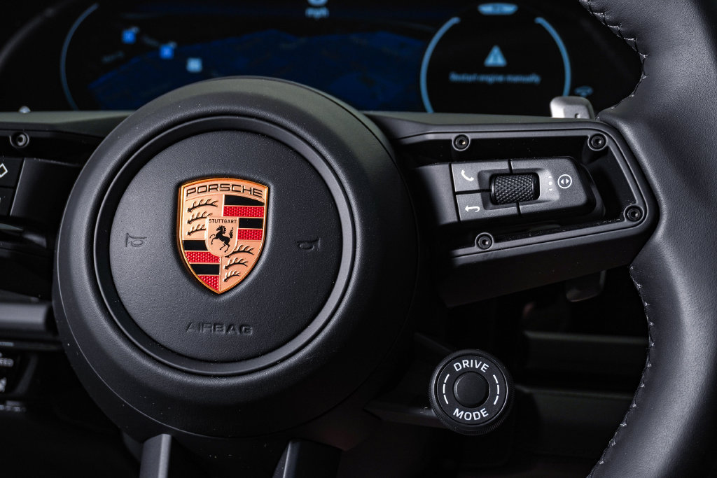 New 2026 Porsche Panamera 4 E-Hybrid AWD/4WD image 18