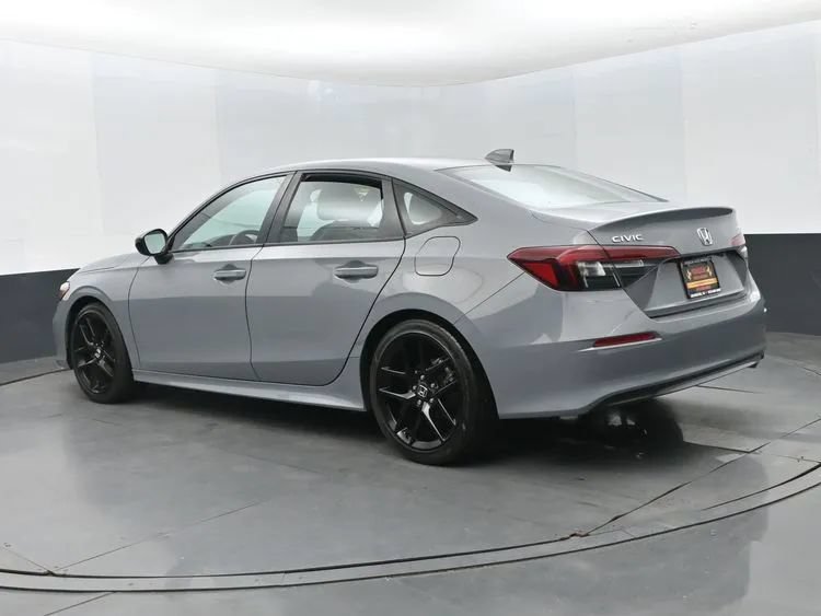 Used 2025 Honda Civic Sport image 9